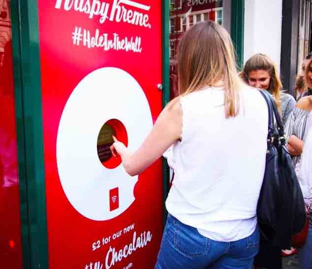 Le distributeur de donuts au Nutella à Holborn